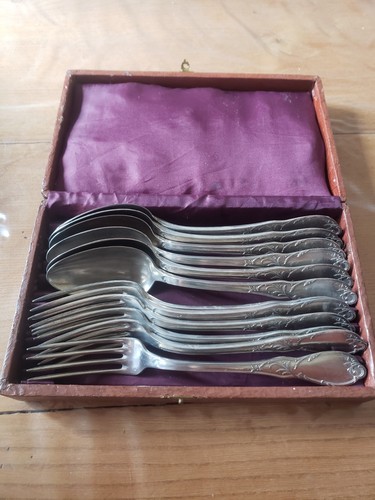 Ménagère metal argenté - ménagère,