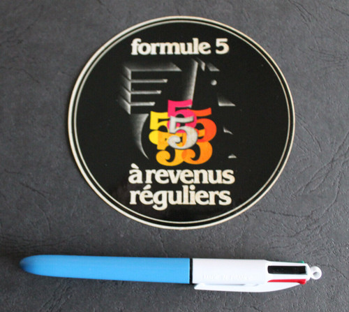 Autocollant sticker caisse - /,