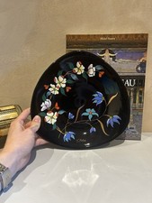 Plat triangulaire en émail