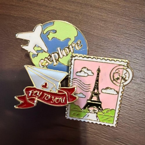 Lot insignes épingles - insignes,