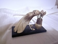 Porte Piques Escargots, Porte