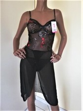 NUISETTE AVEC STRING COULEUR