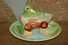 Ancien service poivrière , salière ,moutarde, en forme de canard , collection