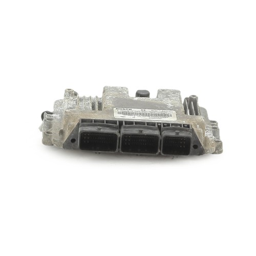 Calculateur moteur renault - calculateur,