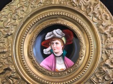 Peinture sur Porcelaine Portrait de Femme Cadre Laiton XIX ème Siècle Antique
