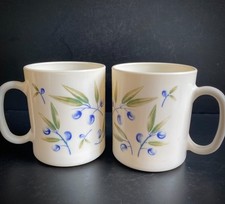 Lot 2 mugs Arcopal France
