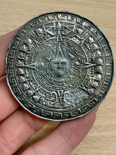 Médaille calendrier maya - calendrier,