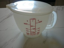 TUPPERWARE   Pichet doseur