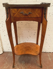 Petite table a écrire en rognon de style Louis XV /XX siècle