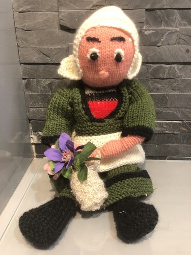 Peluche poupée vintage