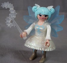 PLAYMOBIL SERIE 28 FILLE 71890