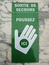 Plaque emaillee indicatrice Sortie de secours Poussez Ici metro Paris vintage