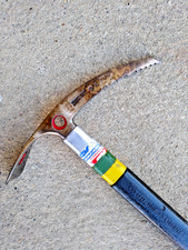 ANCIEN PIOLET MANCHE METAL 58CM -CHARLET MOSER- OUTIL DE MONTAGNE ESCALADE -