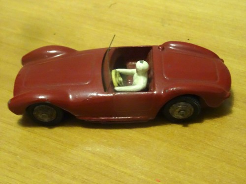 Maserati sport 2000 dinky toys - dinky,