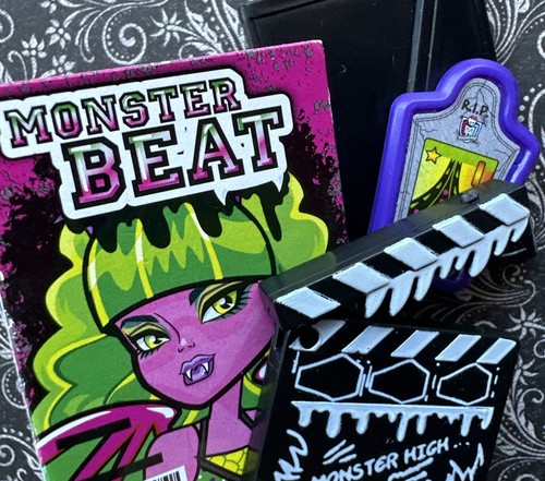 Monster high doll accessory - high,