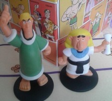 2 figurines n°20 Astérix