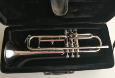 ancienne trompette cornet avec sa boîte  PEARL- RIVERS 