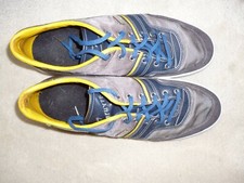 CHAUSSURE/ENTRAÎNEUR DE