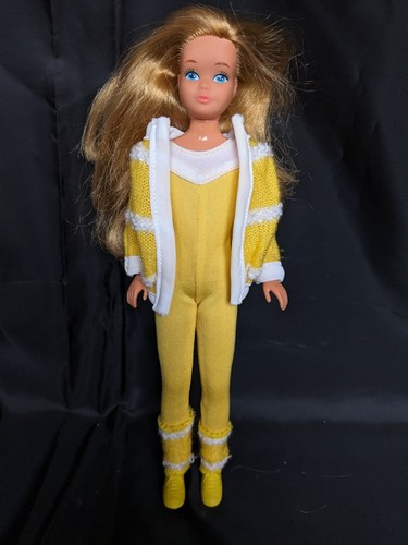 Barbie skipper lovin music - barbie,