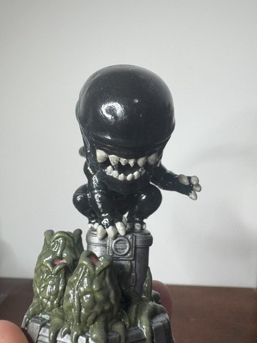 Chibi xénomorphe figurine - -,