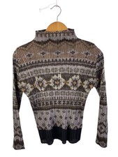 PLEATS PLEASE ISSEY MIYAKE