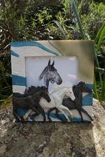NA0289 PROMO  GRAND 18 CM CADRE  PHOTO    FIGURINE  STATUETTE CHEVAL CHEVAUX