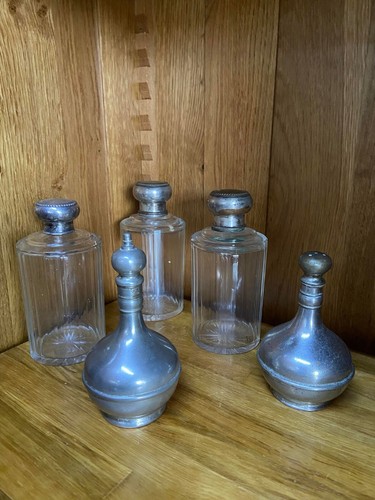 Ancien ensemble toilette - toilette, en