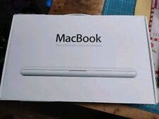 Boîte MacBook A1342 13" 2010