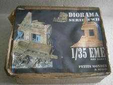 MAQUETTE WW2 DECOR RUE AVEC MAISON EN RUINE DIORAMA EN PLATRE 1/35 - 1.35eme