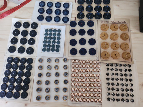 Lot plaques boutons - lot,