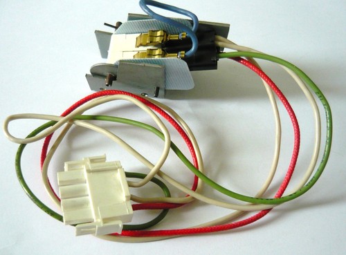 C00131488 support micro switch - micro,