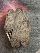 Rare Ancien dessous de plat  en métal argenté extensible