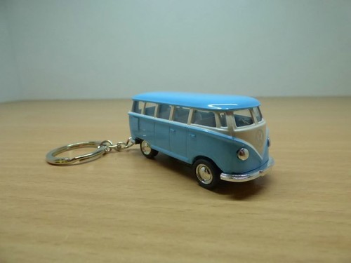 Porte cle combi bleu - porte, t1