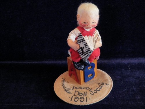 Vtg annalee doll society book - annalee,