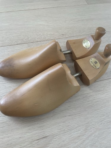 Anciens embauchoirs bois - anciens,