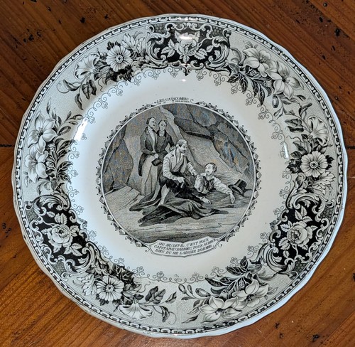 Assiette intitulée les - intitulée, "les
