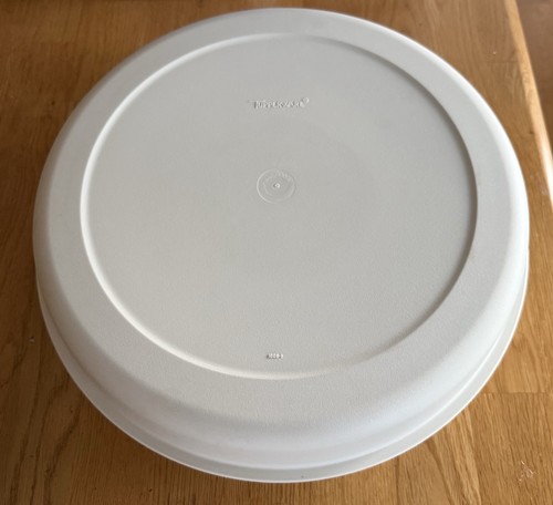 Tupperware serving center - tupperware,