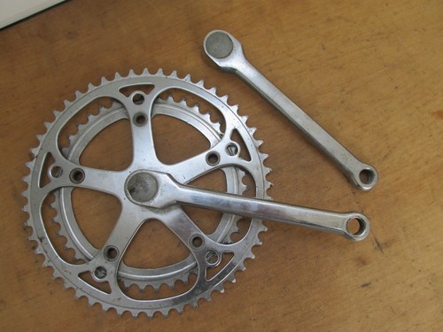 Pedalier acier axe carre - pedalier,