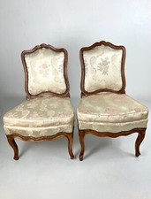 Ancienne chaise 18 ème Louis XV bois sculpté mouluré Noyer Midi  chauffeuse 1750