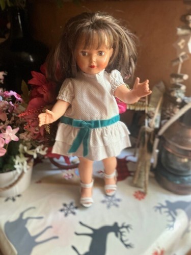 Robe neuve pour - ,