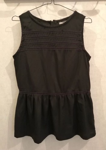 Blouse noire volants - à,