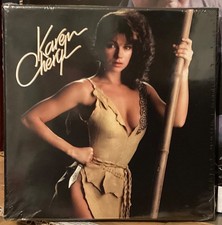 KAREN CHERYL : ÉTONNAMMENT