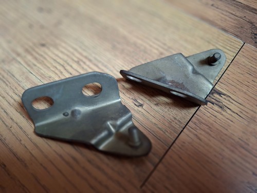 Pattes capot moteur - 2,
