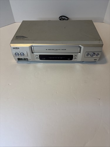 Sanyo vcr vhs player - vhs,