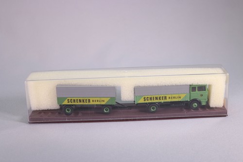 Le2904 brekina 8151 train - 8151,