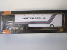 1/43 IXO CAMION TRACTEUR VOLVO