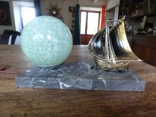 LAMPE VEILLEUSE ART DECO  VOILIER EN REGULE SUR MARBRE BOULE CLICHY VINTAGE
