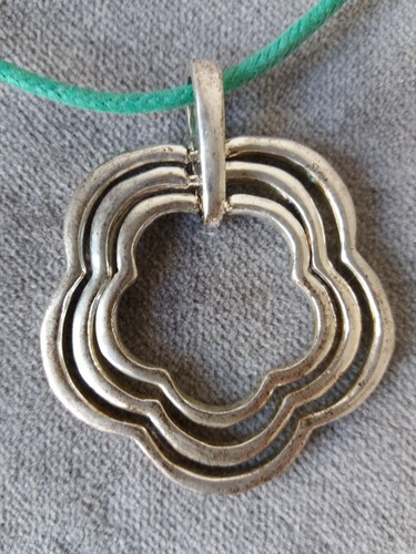 Pendentif fleur métal - fleur, en