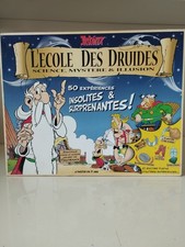 Jeu de société ASTÉRIX L'ÉCOLE DES DRUIDES Science, Mystère et Illusion - 2012