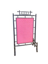 Pare-étincelles XIXe époque Napoleon III en bambou noirci décor de liserés dorés